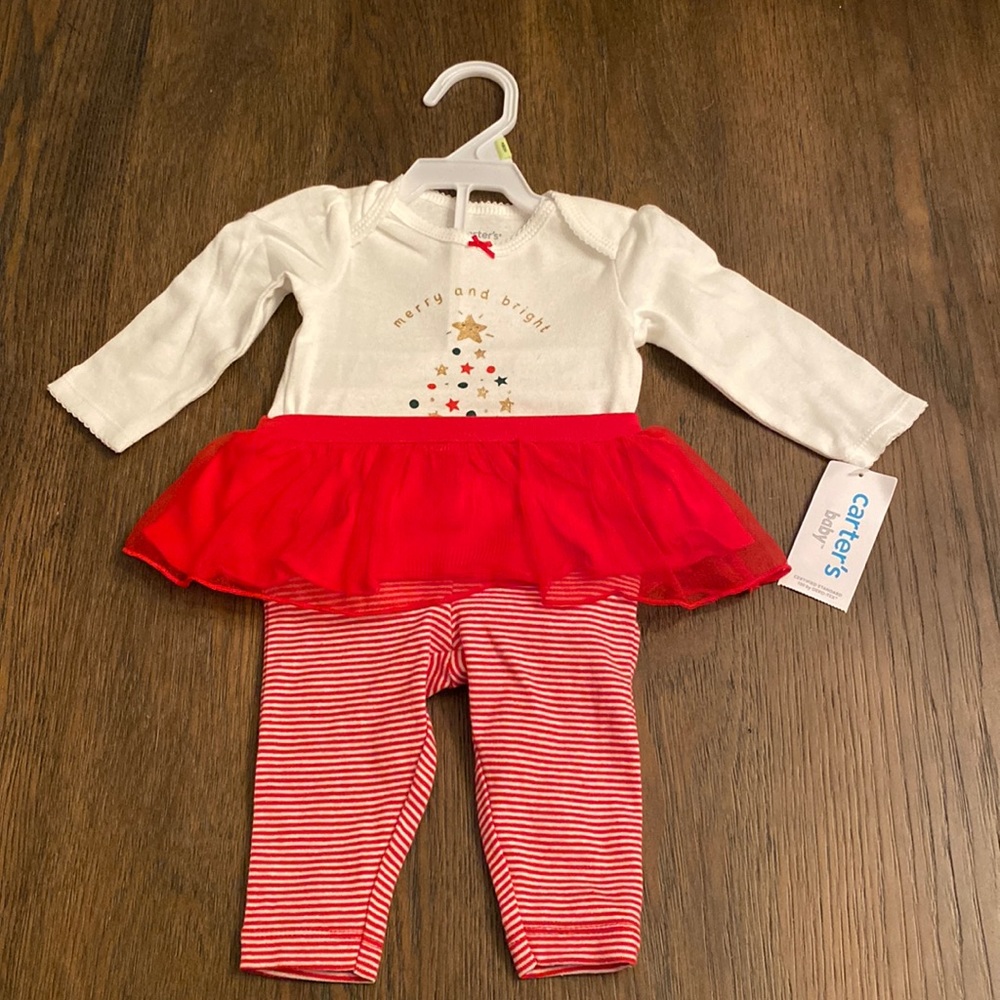 NWT Merry & Bright Christmas 2 piece outfit.